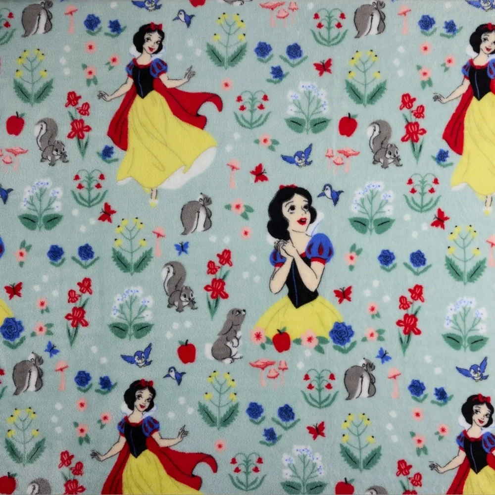 Disney's Oversized Supersoft Printed Plush Throw by The Big One, Snow White, NWT